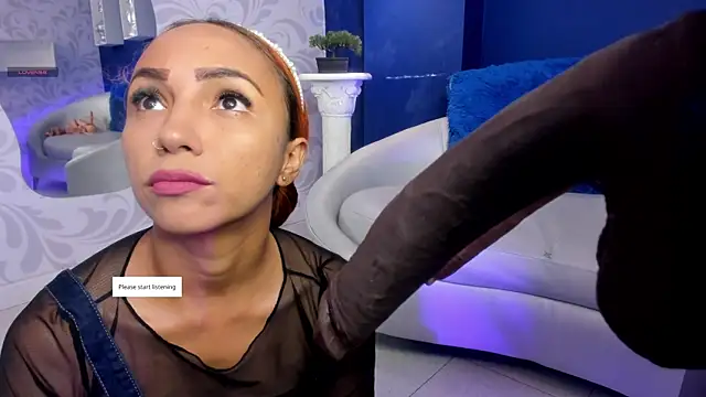 Kelseyfoxy  online show from 9, 10, 2025