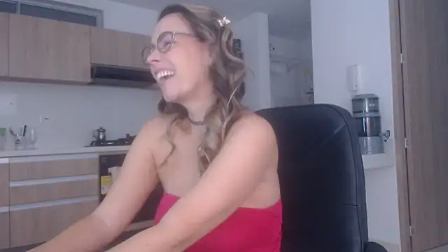 Snapshot of LovePaula chatting on 18, 1, 2026 LovePaula online show from 18, 1, 2026