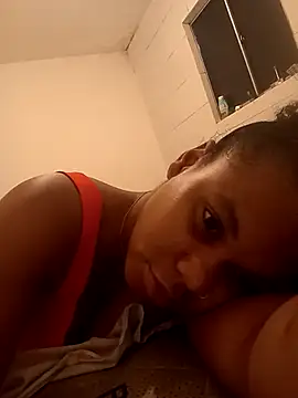 PrettahSantos online show from 17, 12, 2025