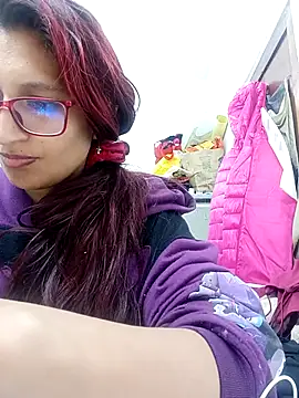 Snapshot of VictoriaSpenser chatting on 14, 12, 2025 VictoriaSpenser online show from 14, 12, 2025