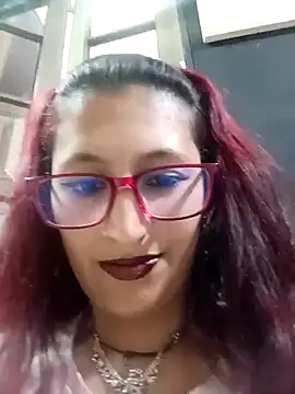 Snapshot of VictoriaSpenser chatting on 19, 12, 2025 VictoriaSpenser online show from 19, 12, 2025