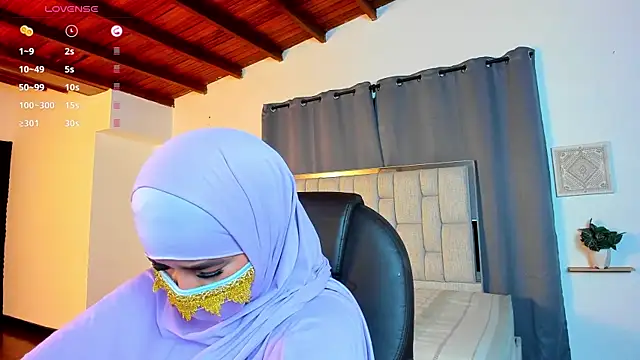 Snapshot of kalila_latif chatting on 30, 11, 2025 kalila latif online show from 30, 11, 2025