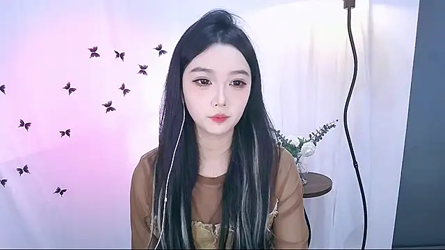 Snapshot of Miao-Maimiao chatting on 25, 11, 2025 Miao-Maimiao online show from 25, 11, 2025