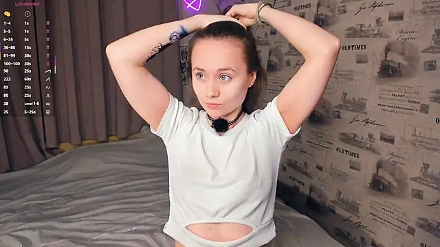Snapshot of Crysta1Eva_ chatting on 1, 5, 2026 Crysta1Eva online show from 1, 5, 2026