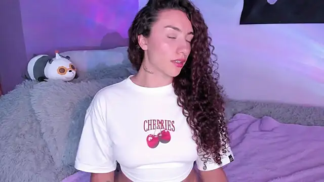 Snapshot of MegannP chatting on 21, 4, 2026 MegannP online show from 21, 4, 2026