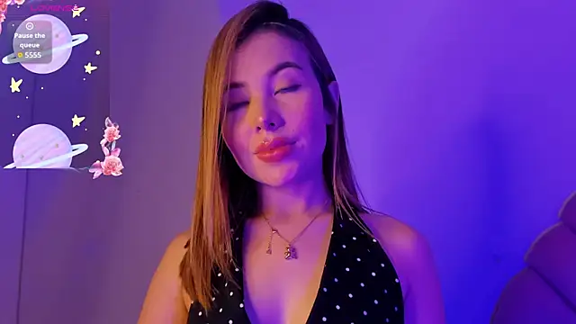 Snapshot of nicol_gw7 chatting on 27, 10, 2025 nicol gw7 online show from 27, 10, 2025