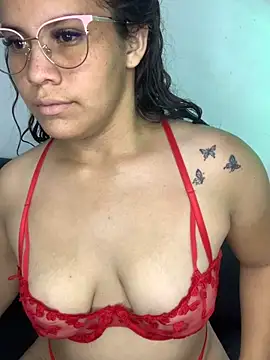 Snapshot of merlinasuarez chatting on 4, 10, 2025 merlinasuarez online show from 4, 10, 2025