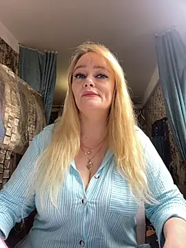 Sweet-blonde online show from 8, 11, 2025