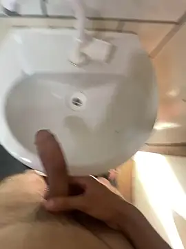 Snapshot of ooMiguel17CM chatting on 26, 2, 2026 ooMiguel17CM online show from 26, 2, 2026