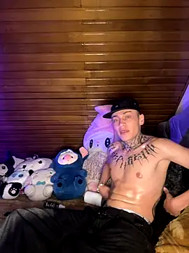 Snapshot of Craxxx69 chatting on 20, 10, 2025 Craxxx69 online show from 20, 10, 2025