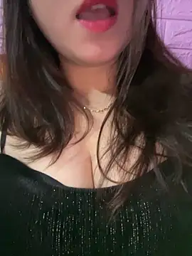 Lusi-sexy online show from 25, 2, 2026