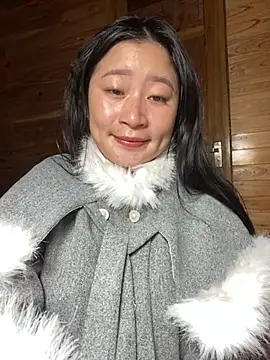 Snapshot of violet-00 chatting on 26, 11, 2025 violet-00 online show from 26, 11, 2025