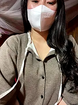 Snapshot of violet-00 chatting on 8, 1, 2026 violet-00 online show from 8, 1, 2026