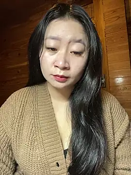 Snapshot of violet-00 chatting on 2, 2, 2026 violet-00 online show from 2, 2, 2026