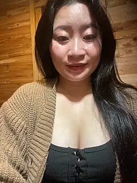 Snapshot of violet-00 chatting on 25, 2, 2026 violet-00 online show from 25, 2, 2026