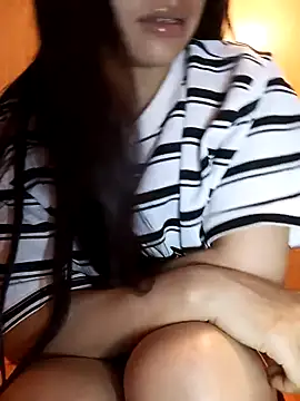 Snapshot of Suny_babyy chatting on 18, 4, 2026 Suny babyy online show from 18, 4, 2026