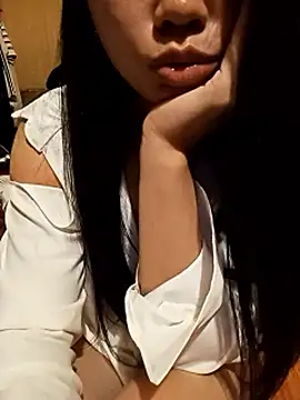 Snapshot of Suny_babyy chatting on 11, 5, 2026 Suny babyy online show from 11, 5, 2026