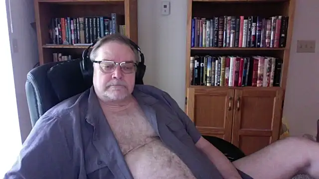 Snapshot of Vinyl22@xh chatting on 22, 4, 2026 Vinyl22xh online show from 22, 4, 2026