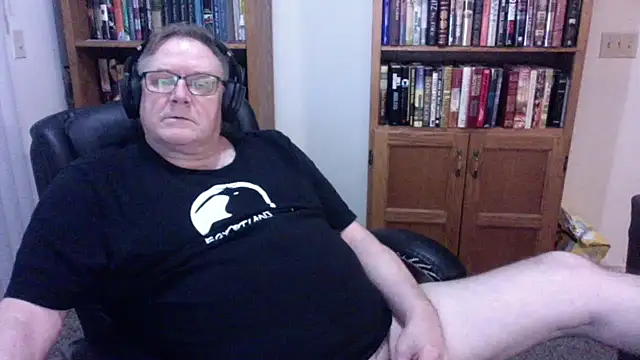 Snapshot of Vinyl22@xh chatting on 19, 5, 2026 Vinyl22xh online show from 19, 5, 2026