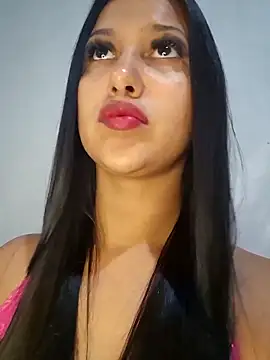 Snapshot of graziele00 chatting on 21, 5, 2026 graziele00 online show from 21, 5, 2026