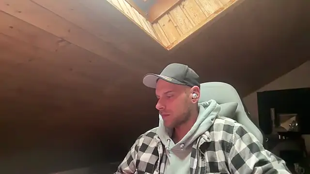 Snapshot of northboy91 chatting on 13, 4, 2026 northboy91 online show from 13, 4, 2026