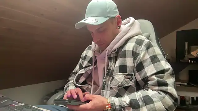 Snapshot of northboy91 chatting on 14, 4, 2026 northboy91 online show from 14, 4, 2026