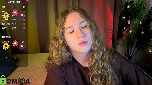 Snapshot of Elsie_Cutties chatting on 5, 4, 2026 Elsie Cutties online show from 5, 4, 2026