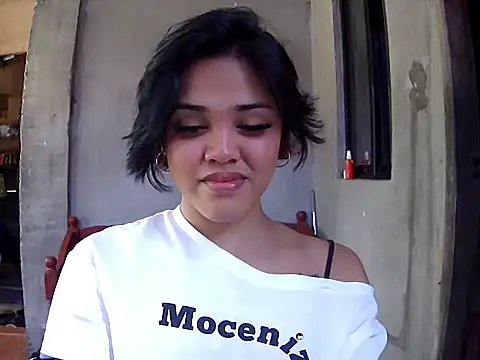 Yuriidelaveigne online show from 25, 2, 2026