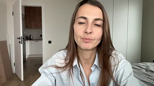 Snapshot of Arivanna chatting on 10, 10, 2025 Arivanna online show from 10, 10, 2025