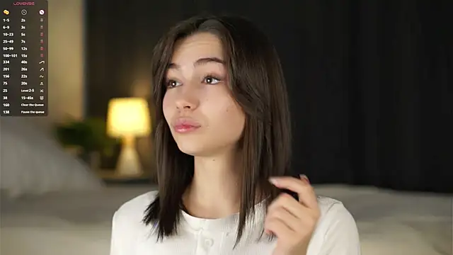 Snapshot of LettySlovacek chatting on 4, 11, 2025 LettySlovacek online show from 4, 11, 2025