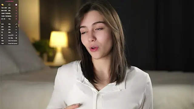 Snapshot of LettySlovacek chatting on 12, 11, 2025 LettySlovacek online show from 12, 11, 2025