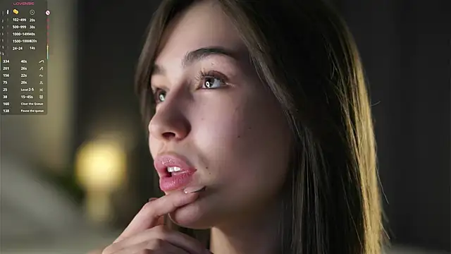 Snapshot of LettySlovacek chatting on 14, 12, 2025 LettySlovacek online show from 14, 12, 2025