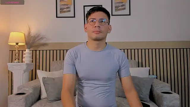 Snapshot of marcuswildx chatting on 21, 4, 2026 marcuswildx online show from 21, 4, 2026