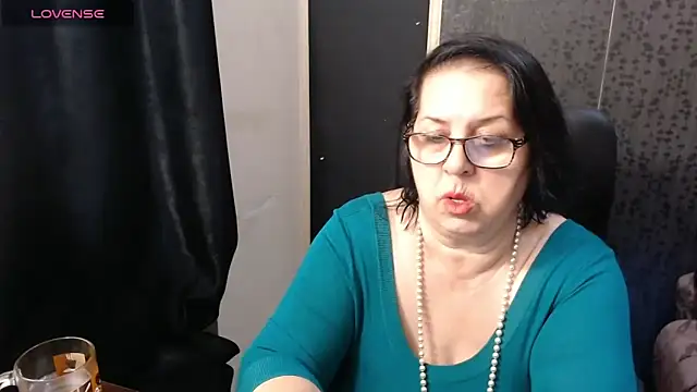 Snapshot of MissSanjanne chatting on 10, 3, 2026 MissSanjanne online show from 10, 3, 2026