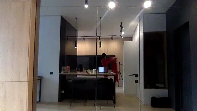 Veymoria online show from 19, 12, 2025