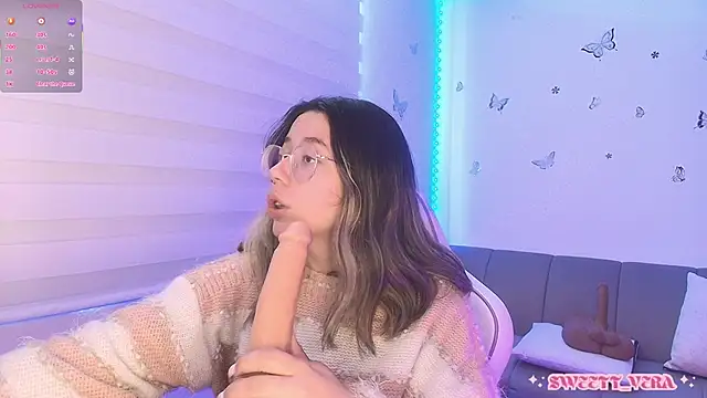 Snapshot of sweettvera chatting on 29, 4, 2026 sweettvera online show from 29, 4, 2026