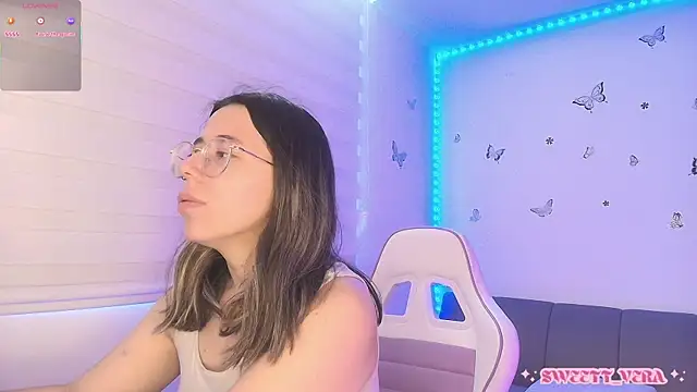 Snapshot of sweettvera chatting on 9, 5, 2026 sweettvera online show from 9, 5, 2026