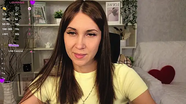 DreamVelour online show from 3, 12, 2025