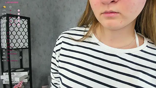 ElenoreReth online show from 25, 11, 2025