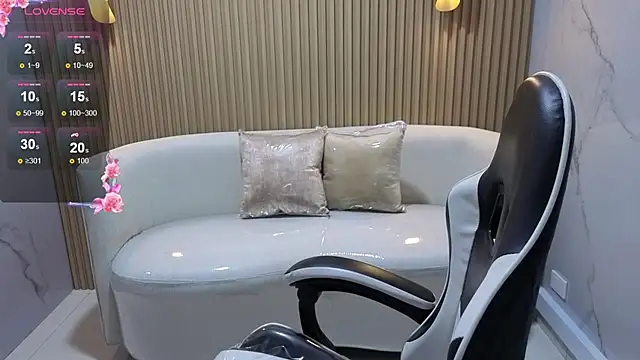 Snapshot of Skyler_Gracee_Tx chatting on 26, 11, 2025 Skyler Gracee Tx online show from 26, 11, 2025