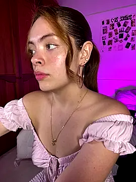 Snapshot of Bleer_Rousse chatting on 30, 10, 2025 Bleer Rousse online show from 30, 10, 2025