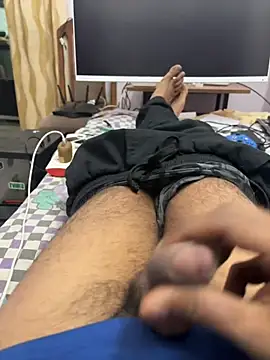 Snapshot of slaveboi9876 chatting on 16, 12, 2025 slaveboi9876 online show from 16, 12, 2025