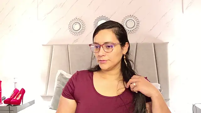 Snapshot of Michell_Monet chatting on 30, 4, 2026 Michell Monet online show from 30, 4, 2026