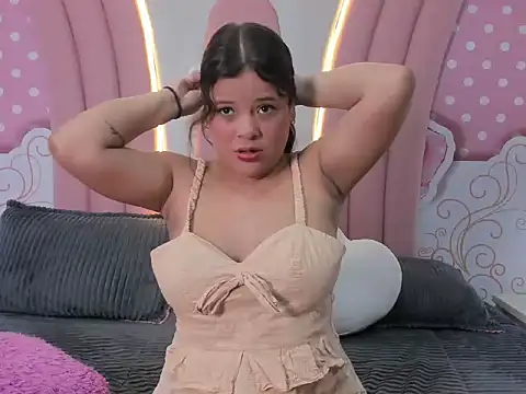 SofiaaBigBoobs online show from 5, 11, 2025