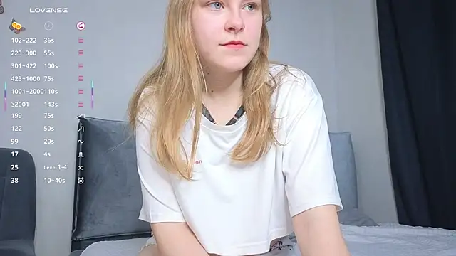 Snapshot of EarleanMottai chatting on 26, 11, 2025 EarleanMottai online show from 26, 11, 2025