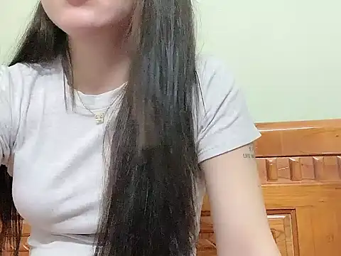 Snapshot of Ara4865 chatting on 9, 10, 2025 Ara4865 online show from 9, 10, 2025