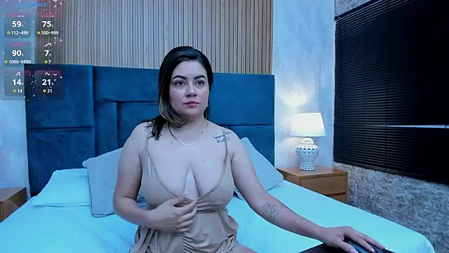 Snapshot of Bunny_boobs__ chatting on 17, 12, 2025 Bunny boobs online show from 17, 12, 2025