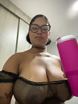 miiabrown18 online show from 28, 10, 2025