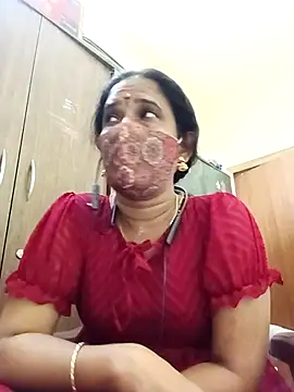 Snapshot of tamil_Boomika chatting on 1, 4, 2026 tamil Boomika online show from 1, 4, 2026