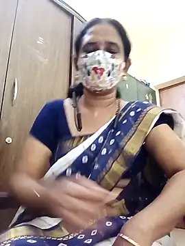 Snapshot of tamil_Boomika chatting on 5, 4, 2026 tamil Boomika online show from 5, 4, 2026